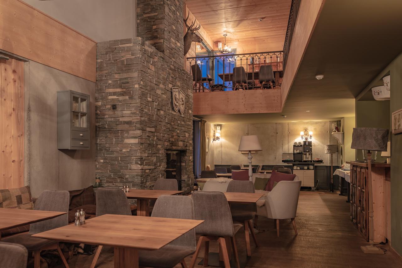 Rinderberg Swiss Alpine Lodge Zweisimmen Eksteriør billede